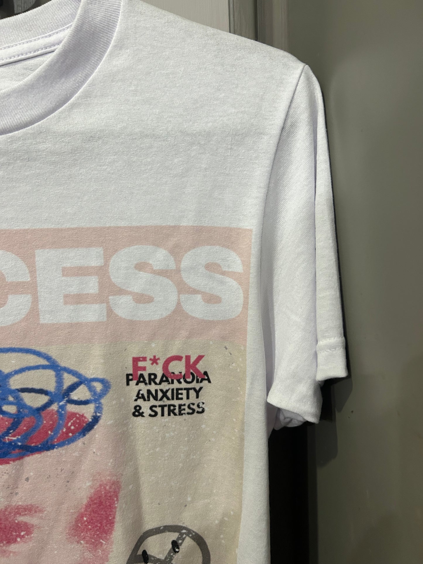 ‘PARANOIA’ TEE