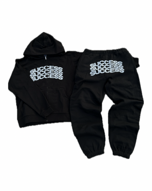 BLACK ‘SUCCESS’ SWEATSUIT
